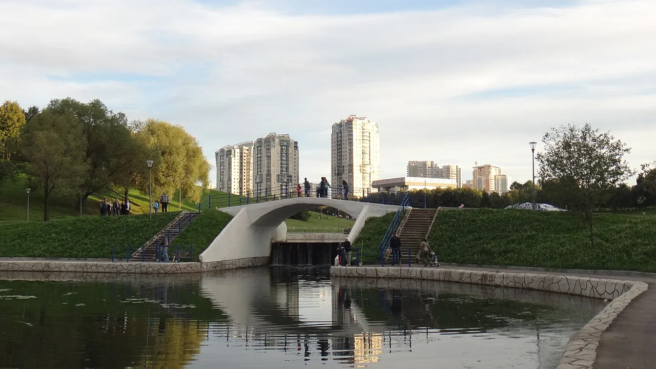 Park Olimpiyskoy derevni
