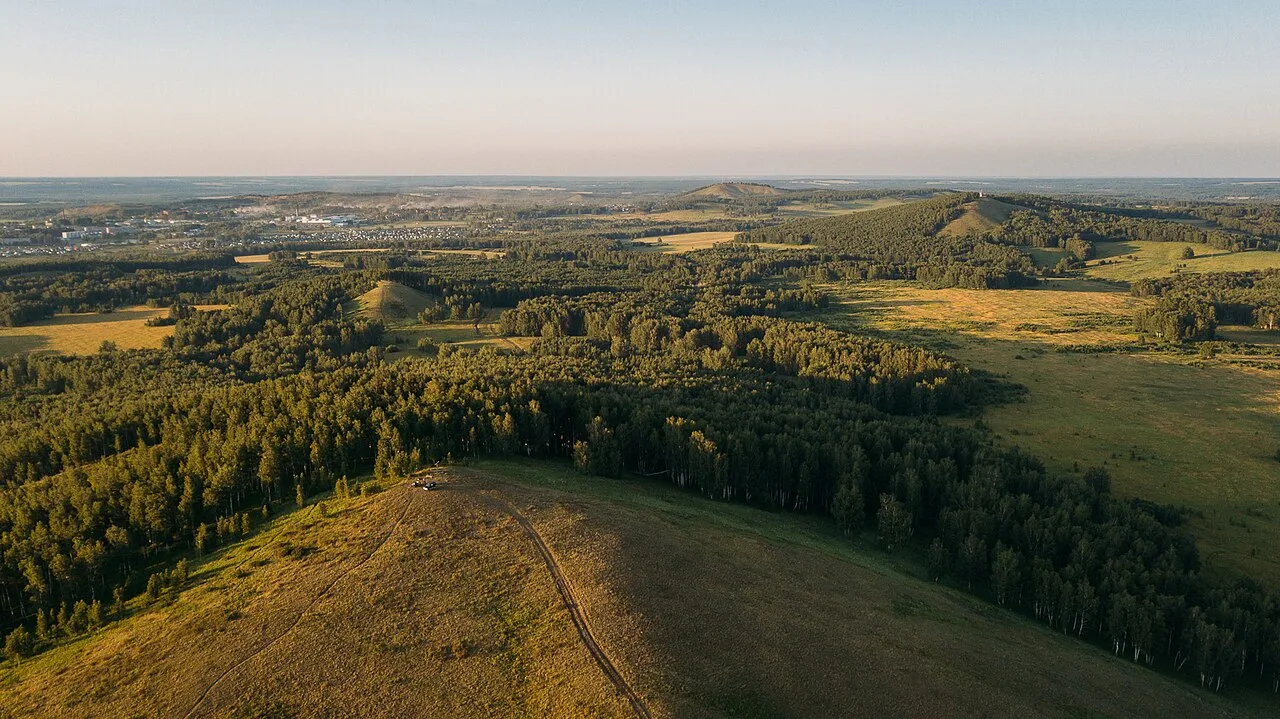 Pamyatnik prirody "Bugotakskie sopki"