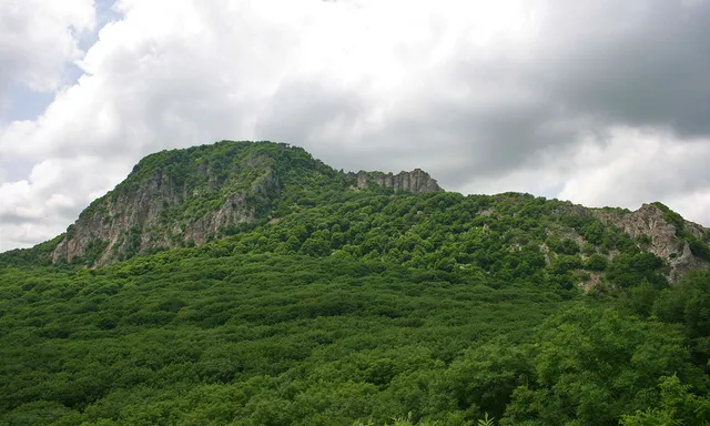Gora Razvalka