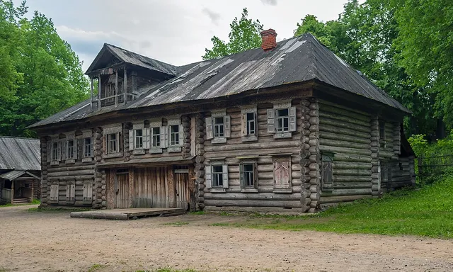 Shchyolokovsky Khutor Forest Park